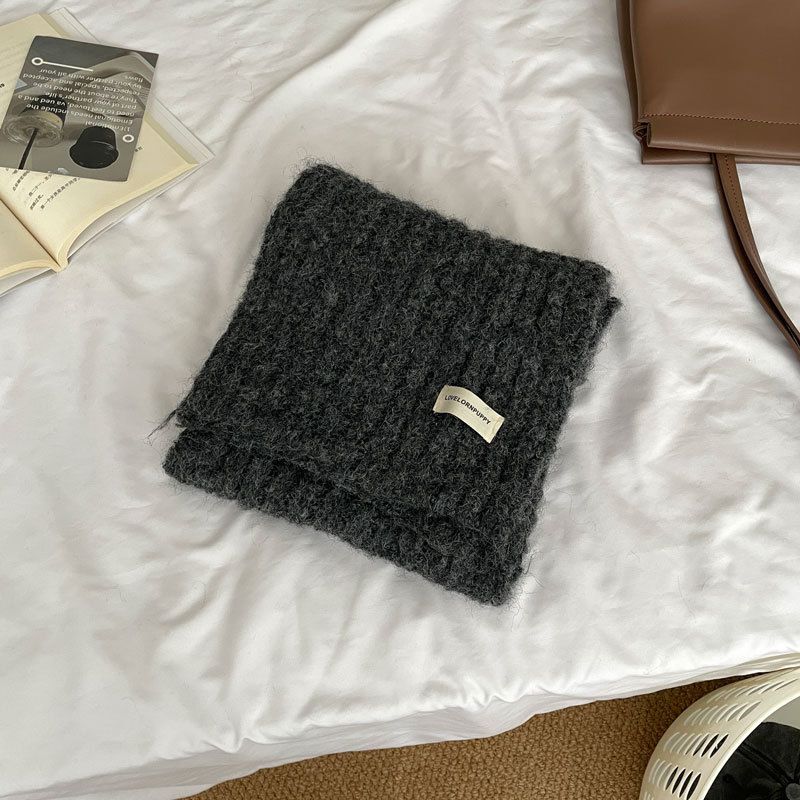 Fashion Dark Gray Wool Knitted Patch Scarf