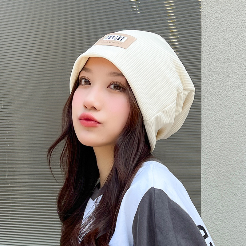Fashion Milky White Polyester Label Knitted Pullover Hat
