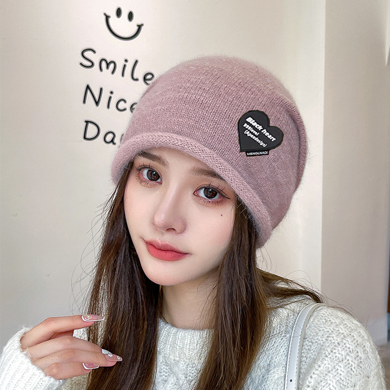 Fashion Fruit Powder Rabbit Fur Knitted Love Patch Pullover Hat