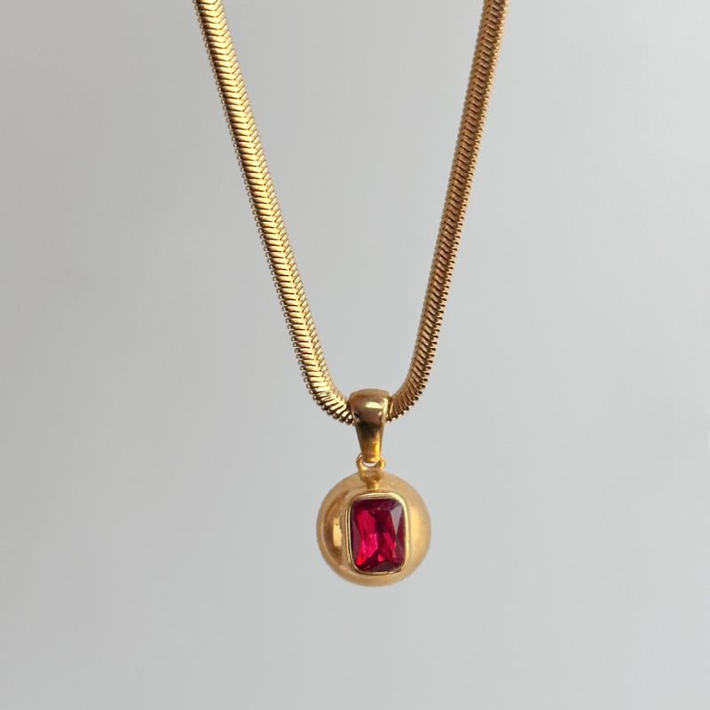 Fashion Red Titanium Steel Diamond Round Necklace