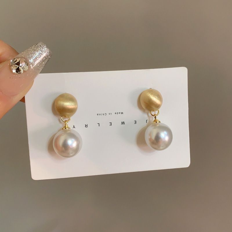 Fashion A Pair Of Pearl Earrings Pearl Geometric Stud Earrings