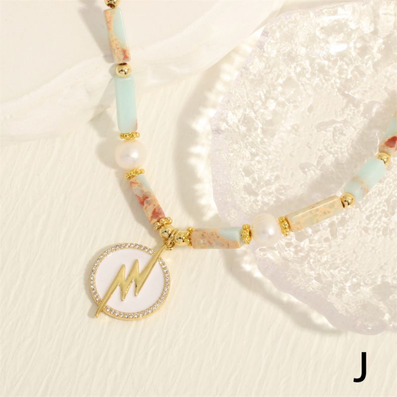 Fashion White Model Geometric Stone Pearl Bead Set With Diamond Oil Dripping Lightning Medal Necklace