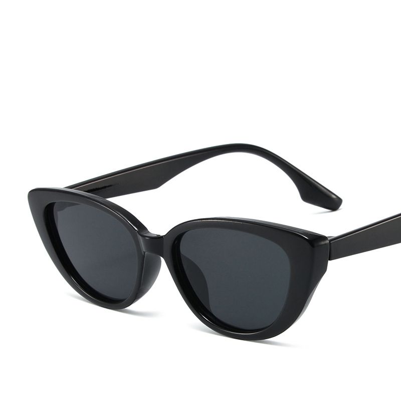 Fashion Bright Black And Gray Film Cat Eye Small Frame Sunglasses