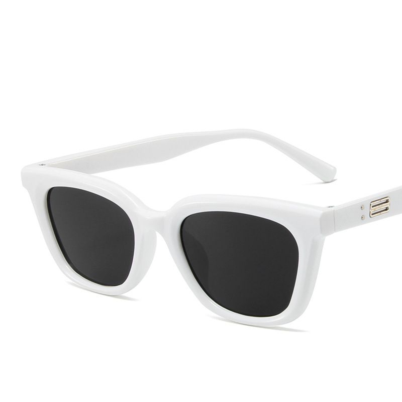 Fashion Solid White Gray Flakes Pc Cat Eye Small Frame Sunglasses