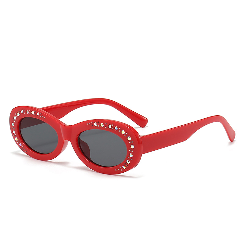 Fashion Red Frame Black And Gray Film Ac Oval Point Diamond Sunglasses