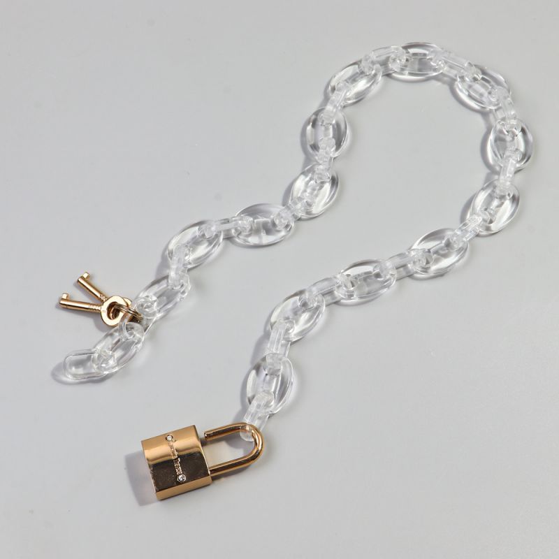 Fashion Transparent Golden Lock Acrylic Letter Concentric Lock Necklace