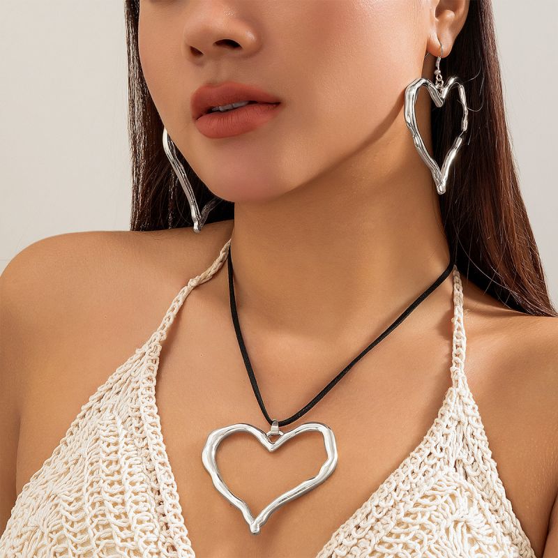 Fashion 05 Necklace + Earrings White K 4603 Alloy Geometric Love Necklace And Earrings Set