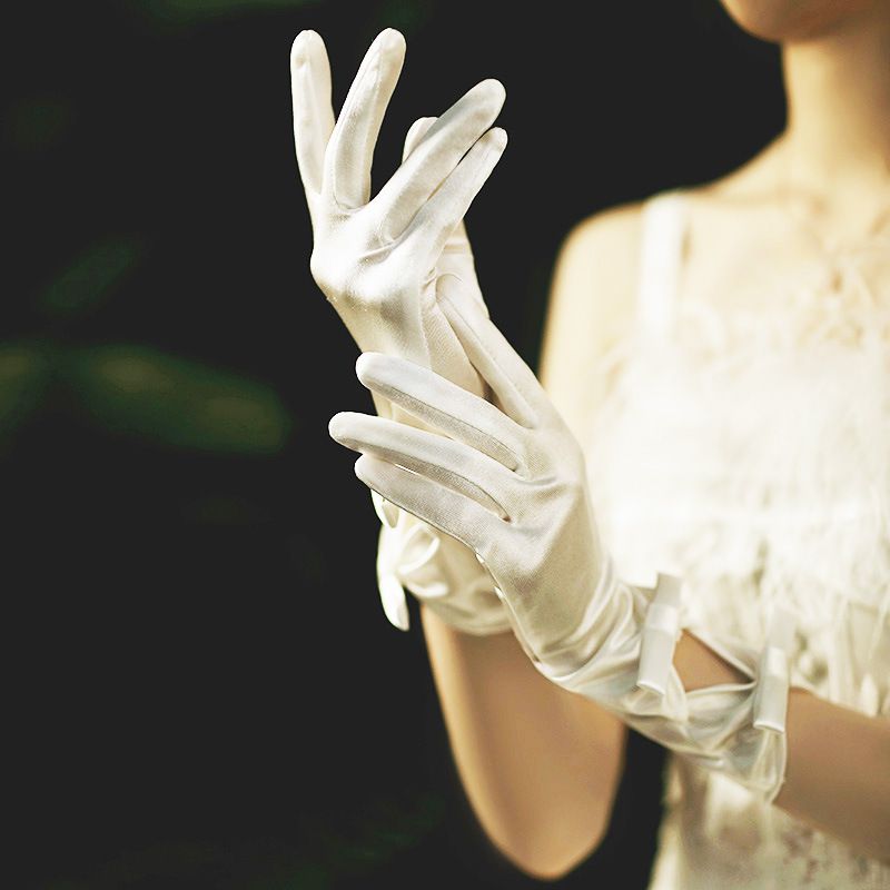 Fashion White Satin Bow Five-finger Gloves