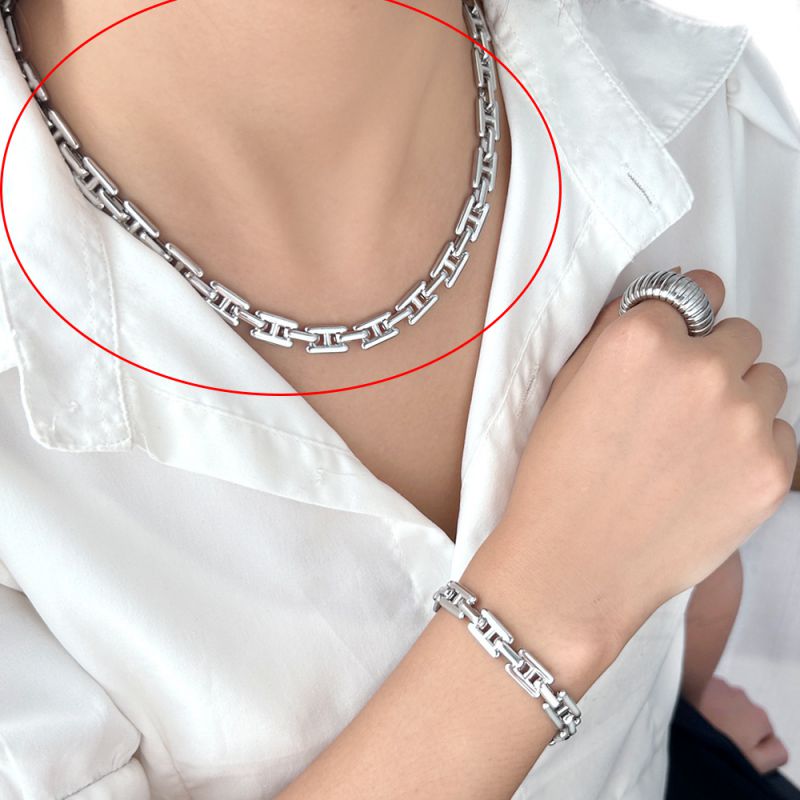 Fashion Steel Color Necklace 45cm Titanium Steel Geometric Square Chain Necklace