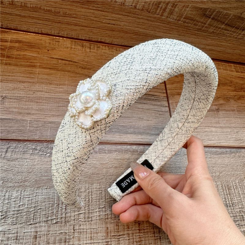 Fashion White Camellia Fabric Pearl Flower Wide-brimmed Headband