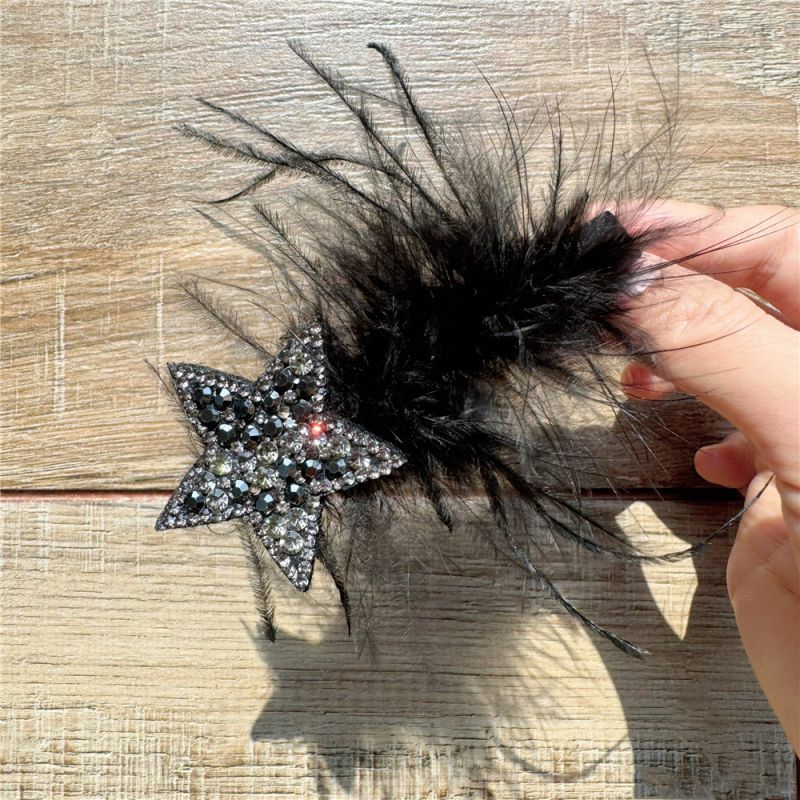 Fashion Black Feather Five-pointed Star Fabric Diamond-encrusted Five-pointed Star Feather Hairpin