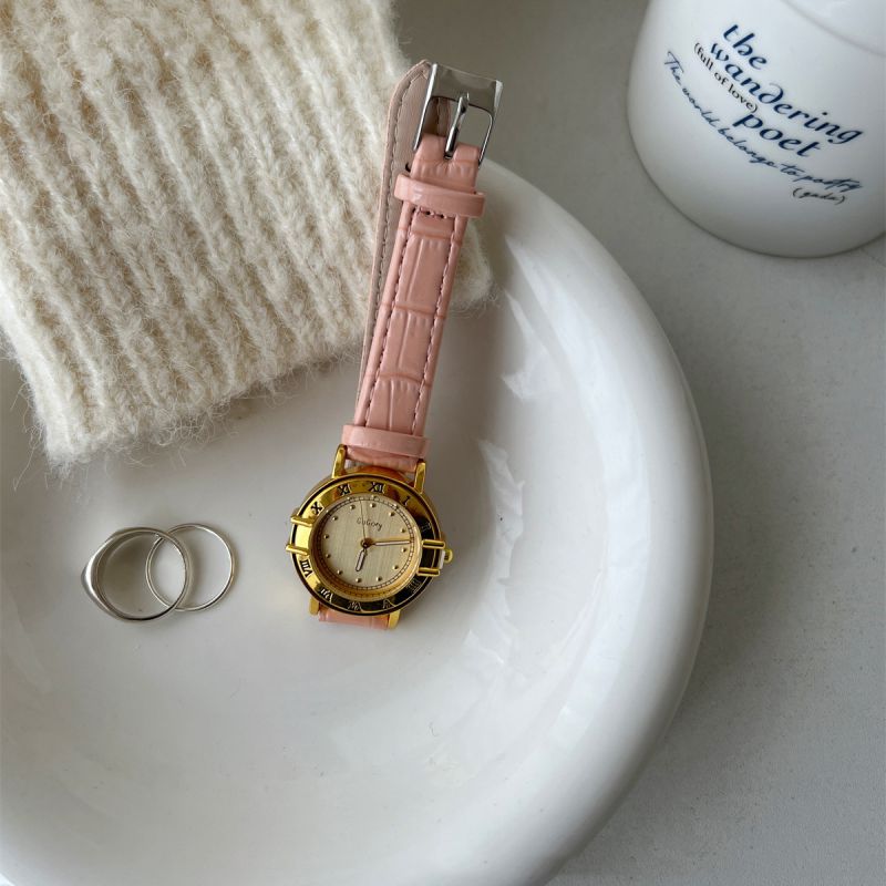 Fashion Pink Belt Stainless Steel Round Dial Watch