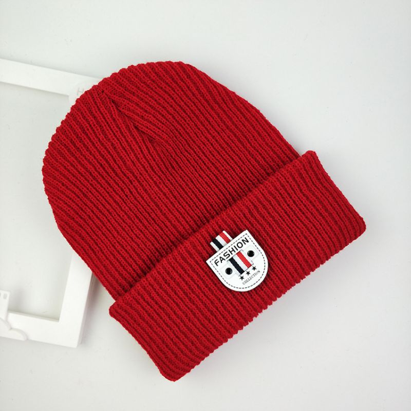Fashion Red (fashion) Acrylic Knitted Patch Beanie