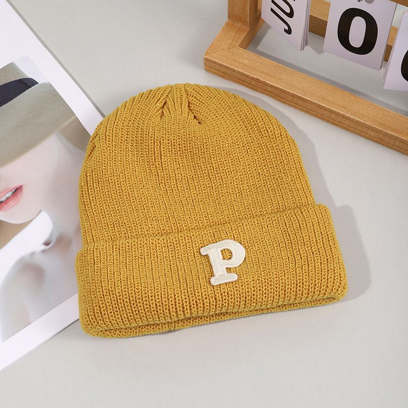 Fashion Ginger Yellow Letter Embroidered Wool Knitted Beanie