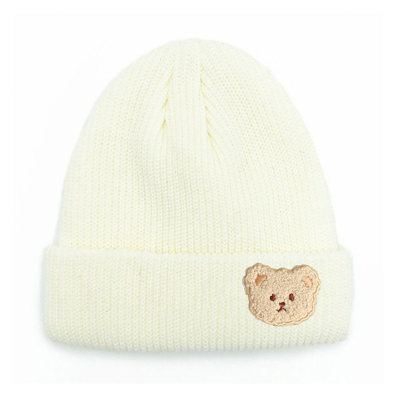 Fashion White Bear Embroidered Knitted Beanie