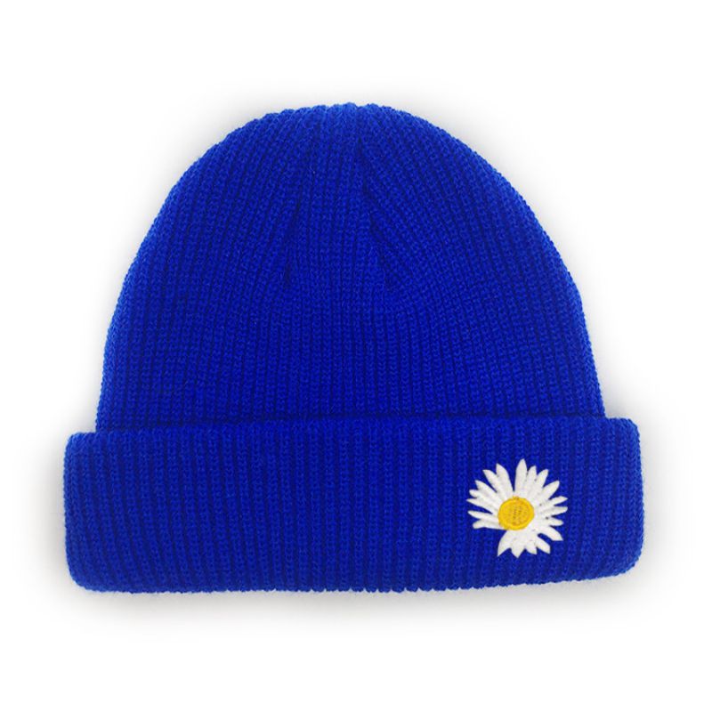 Fashion Royal Blue Daisy Embroidered Knitted Beanie