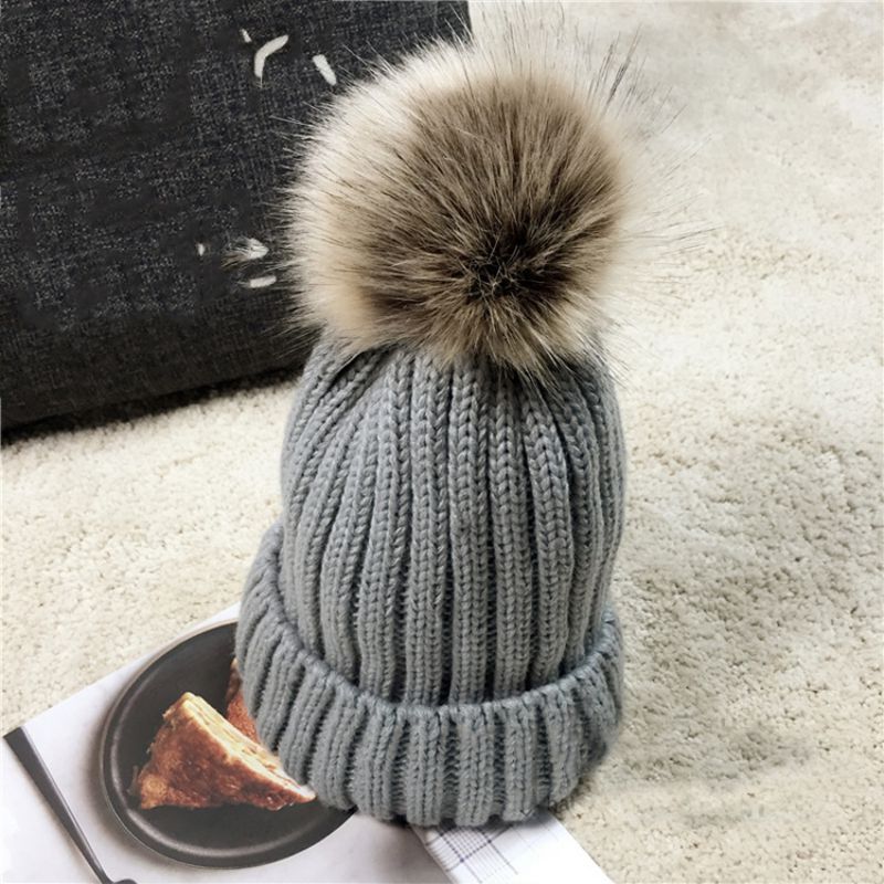 Fashion Light Gray Adult Version Acrylic Knitted Wool Ball Beanie