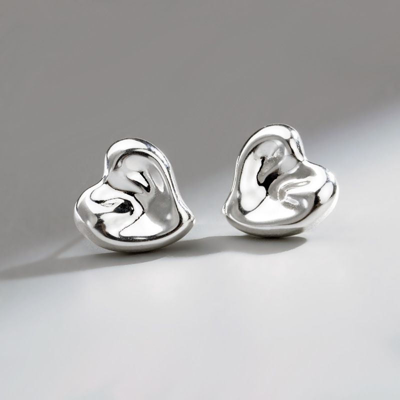 Fashion Silver Copper Pleated Love Earrings