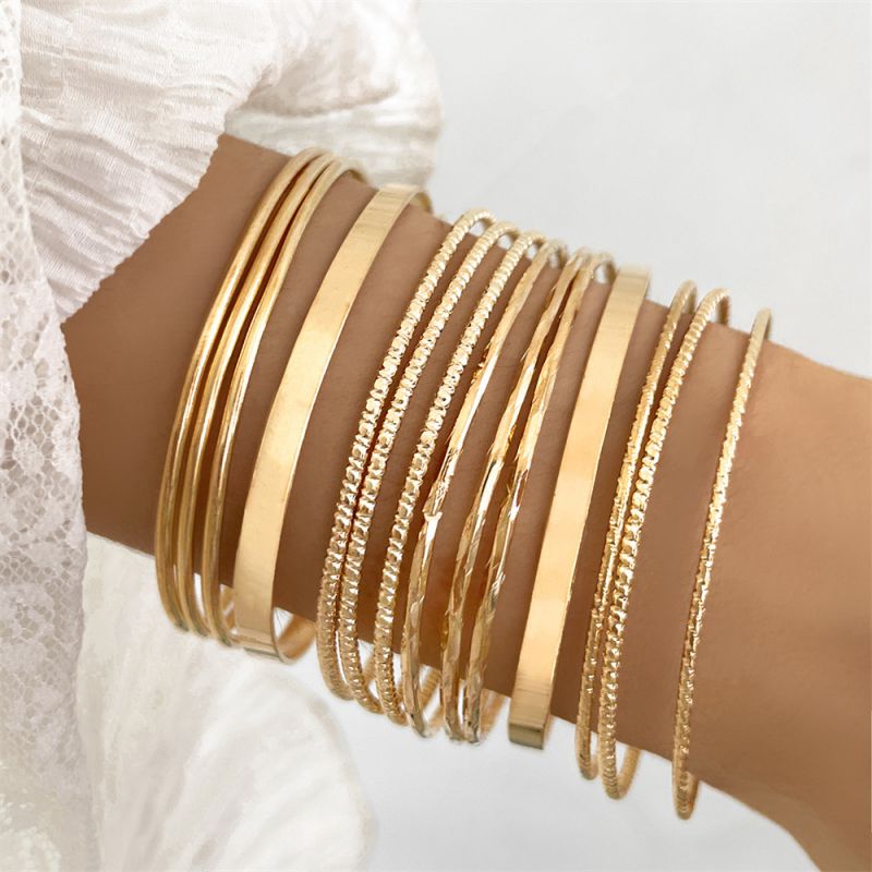 Fashion Gold Metal Wide Geometric Bracelet Set