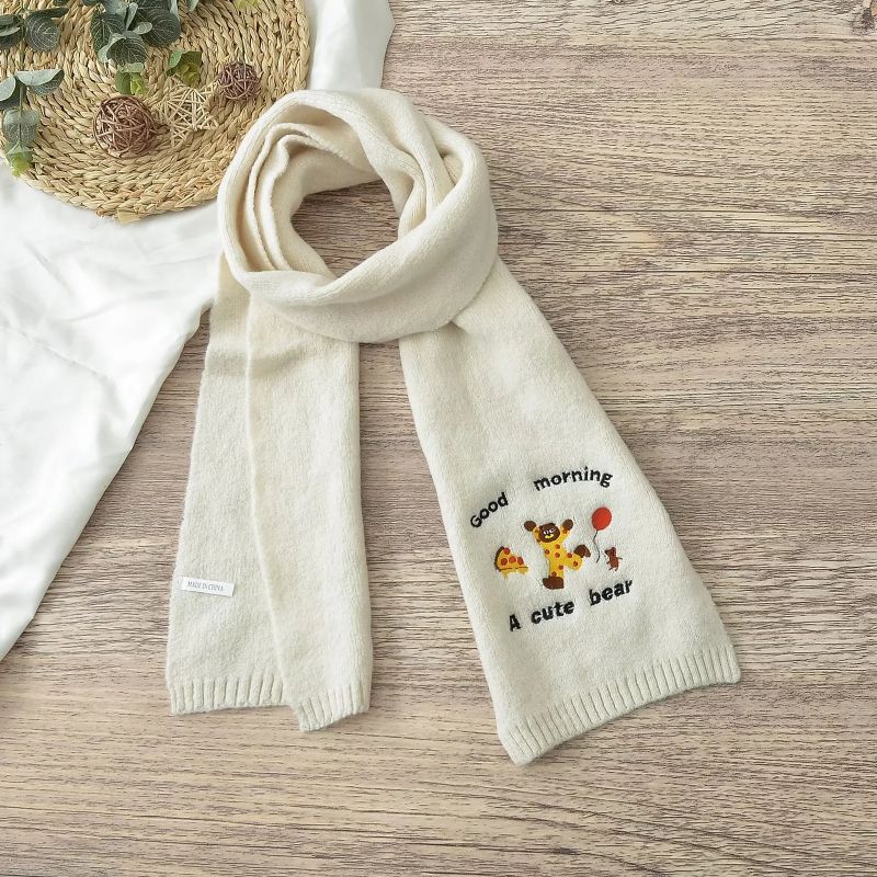 Fashion Milky White Bear Letter Embroidered Knitted Scarf