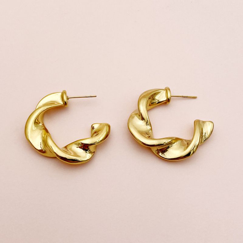 Fashion Gold Stainless Steel Twist C-shaped Earrings