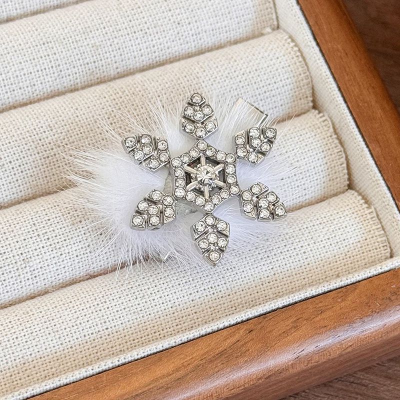 Fashion D Snowflake Fur Ball Duckbill Clip Geometric Diamond Snowflake Hairpin