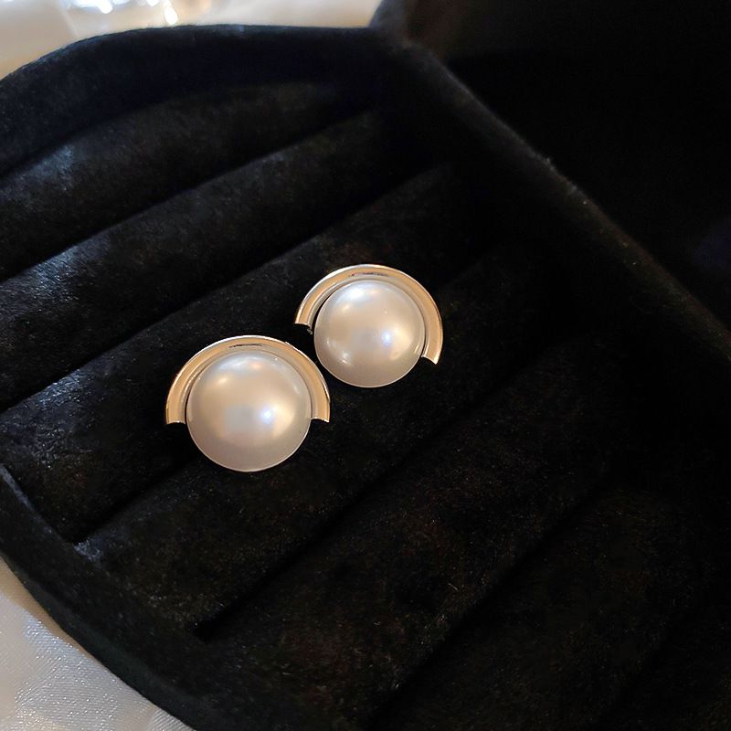 Fashion Silver Half Round Pearl Earrings