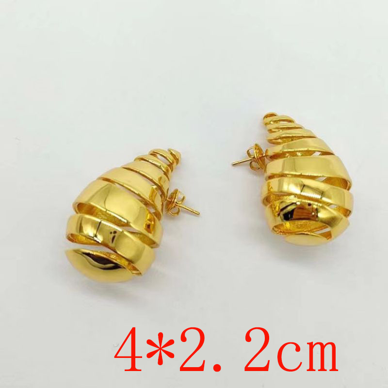 Fashion Golden Extra Large Size (40*22) Gold-plated Copper Geometric Drop Earrings