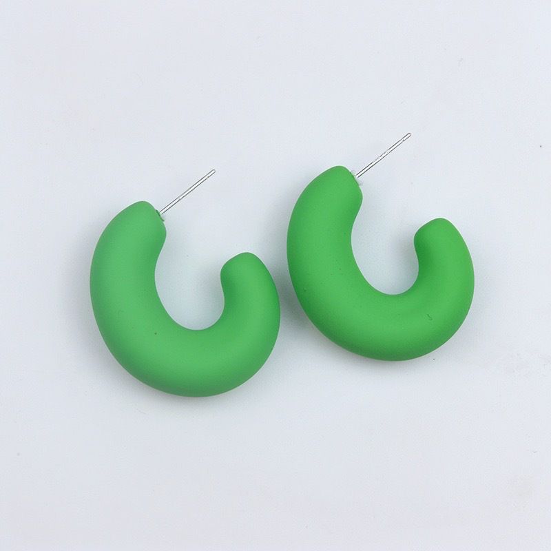Fashion Grass Green Acrylic Spray Painted C-shaped Earrings