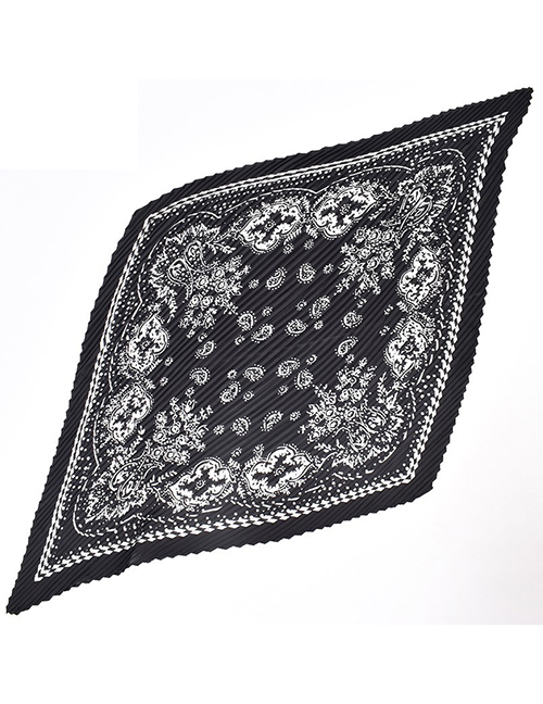 Fashion Black Polyester Printed Pleated Scarf