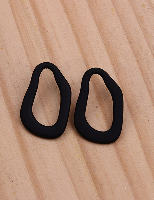 Fashion Black Acrylic Geometric Hollow Irregular Stud Earrings