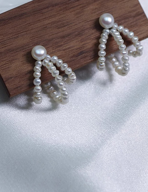 Fashion White Geometric Pearl Beaded Earrings