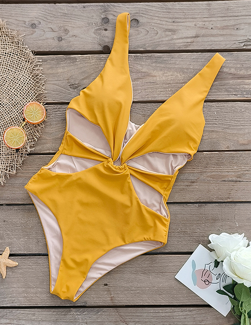 Fashion Yellow Polyester Cutout One-piece Swimsuit
