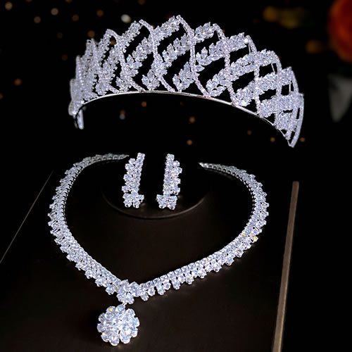 Fashion Zircon Crown Necklace Earrings Alloy Zirconia Geometric Crown Earrings Necklace Set