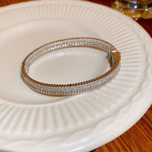 Fashion Bracelet - Silver Alloy Inlaid Zirconium Geometric Bracelet