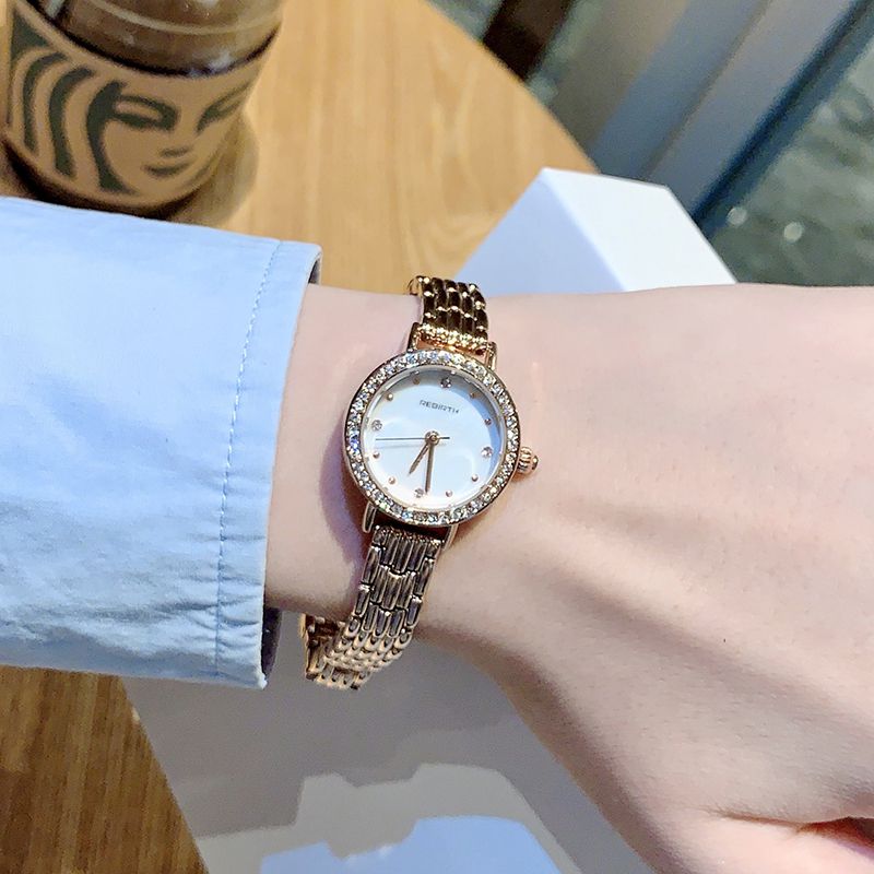 Fashion Rose Gold Titanium Steel Diamond Round Dial Watch (with Battery)