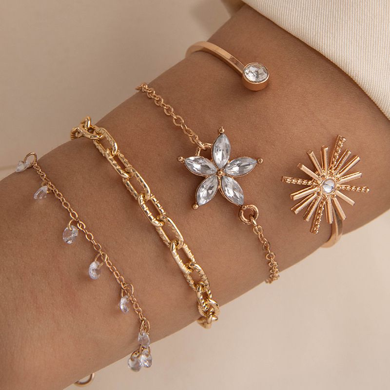 Fashion Silver Alloy Diamond Flower Sun Bracelet Set