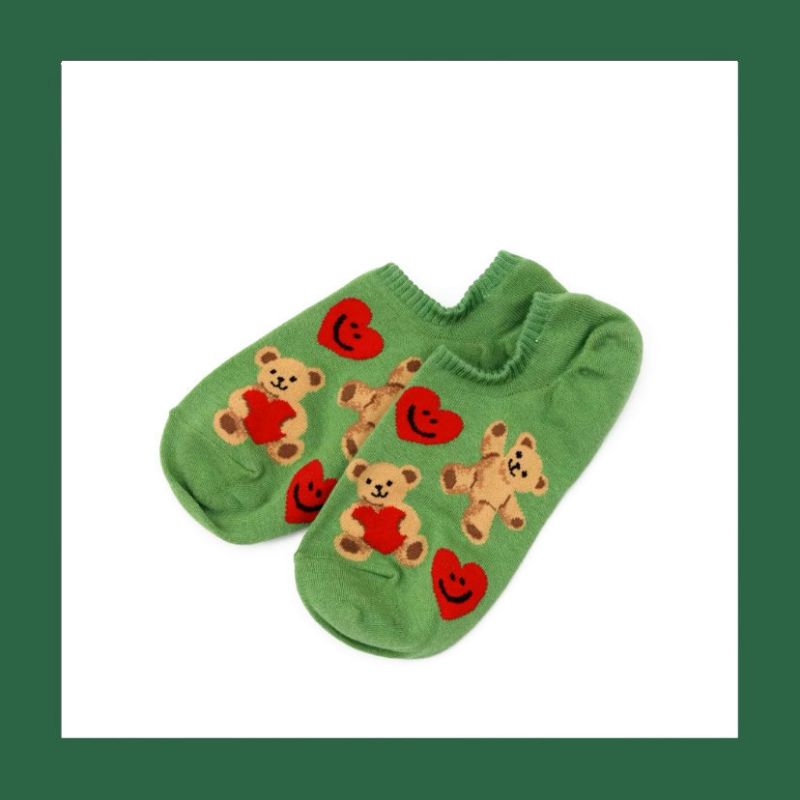 Fashion Green Cotton Cartoon Bear Heart Embroidery Socks