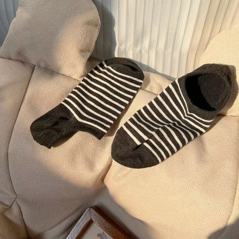 Fashion Dark Gray Cotton Striped Crew Socks