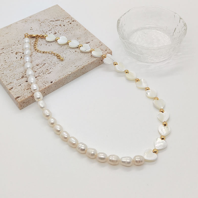 Fashion White Geometric Pearl Heart Beaded Necklace