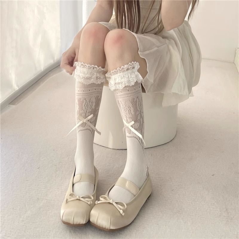 Fashion White Lace Socks