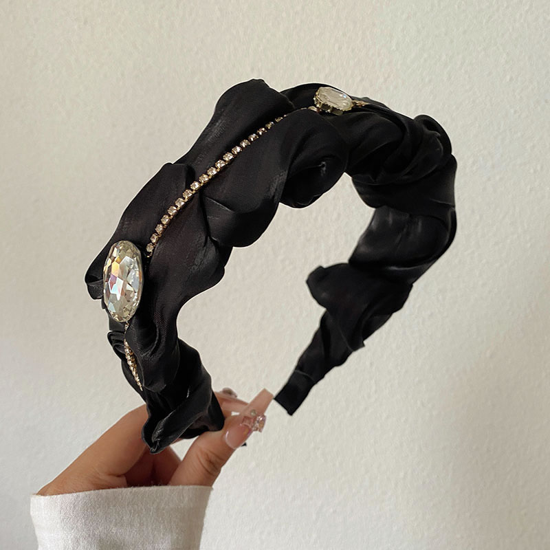 Fashion Black Fabric Diamond Chain Ruffle Wide Brim Headband