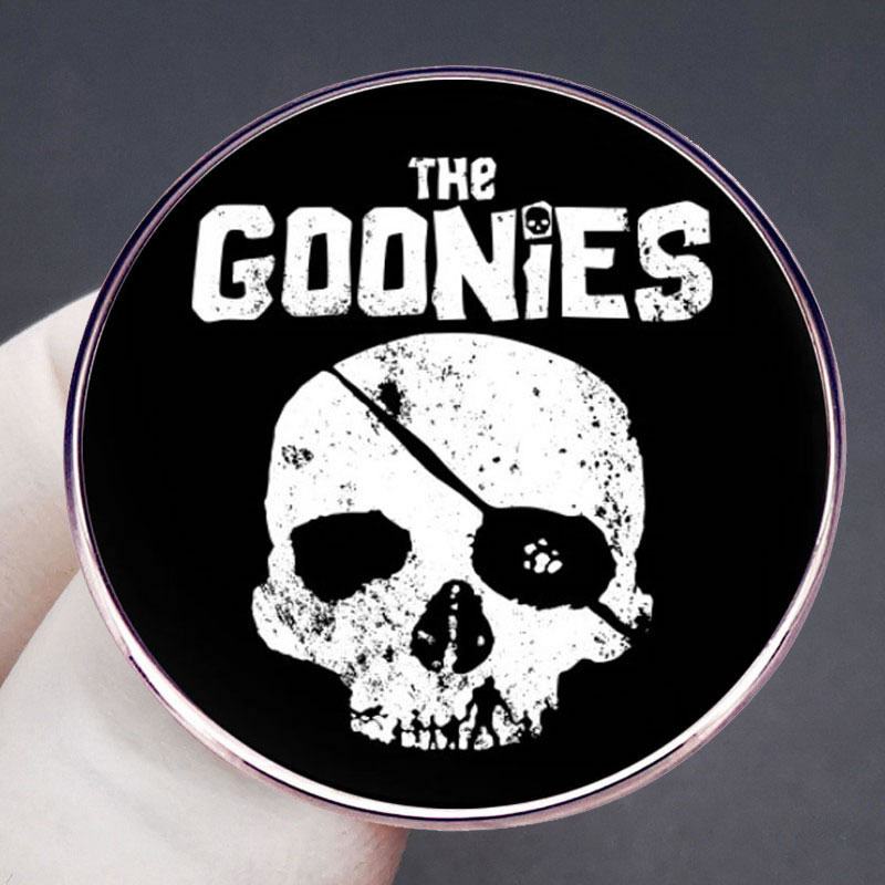 Fashion Goonies The Goonies Alloy Lacquer Geometric Brooch
