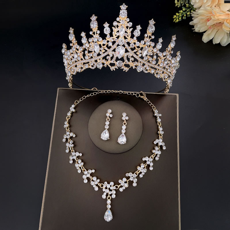 Fashion Gold White Crown + Necklace Earrings Alloy Diamond Crown Geometric Earrings Necklace Three-piece Set
