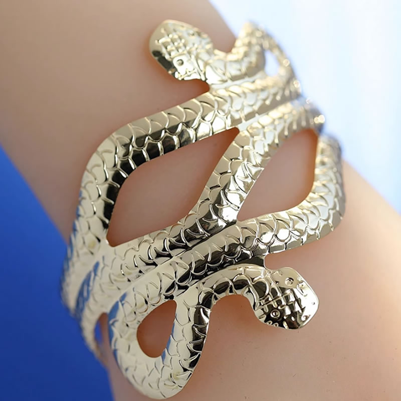 Fashion Gold Metal Cutout Snake Bracelet