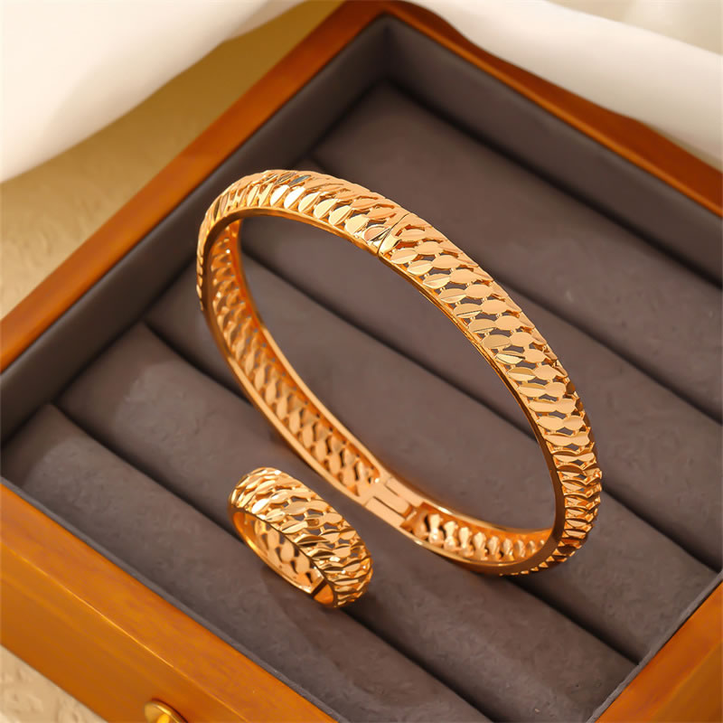 Fashion 9# Gold Plated Copper Geometric Ring Bracelet Set With Diamonds