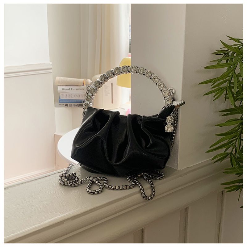 Fashion Black Rhinestone Portable Pleated Large Capacity Messenger Bag