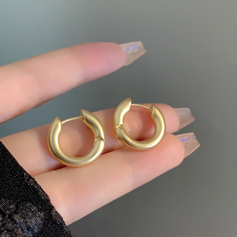Fashion Gold Alloy Round Earrings