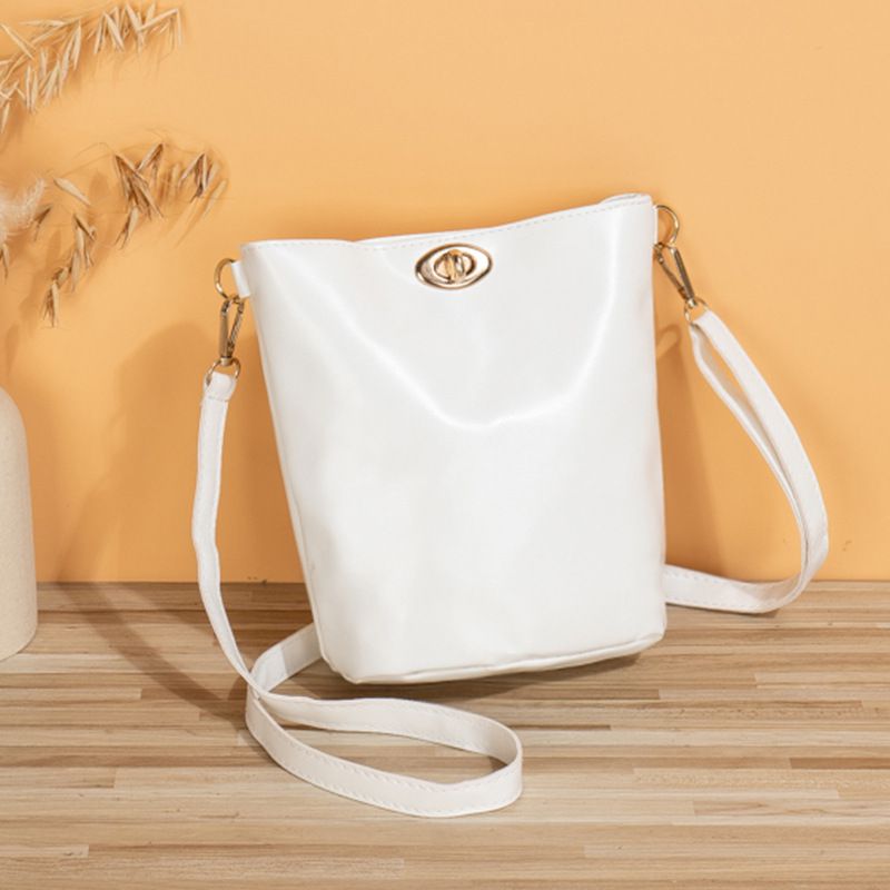 Fashion White Pu Oil Leather Large Capacity Messenger Bag