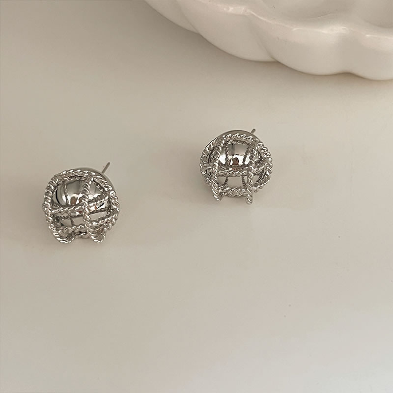 Fashion Silver Braided Metal Cutout Round Stud Earrings